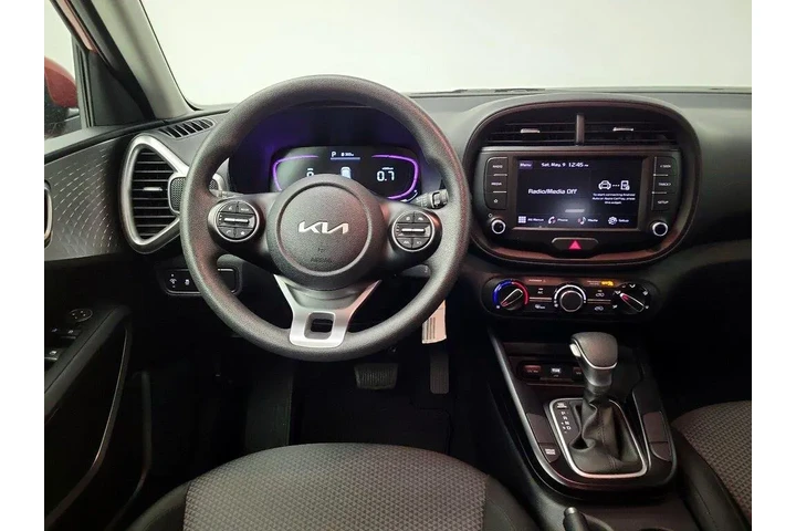 $18998 : Kia Soul 2025 LX 4dr Crossov image 10