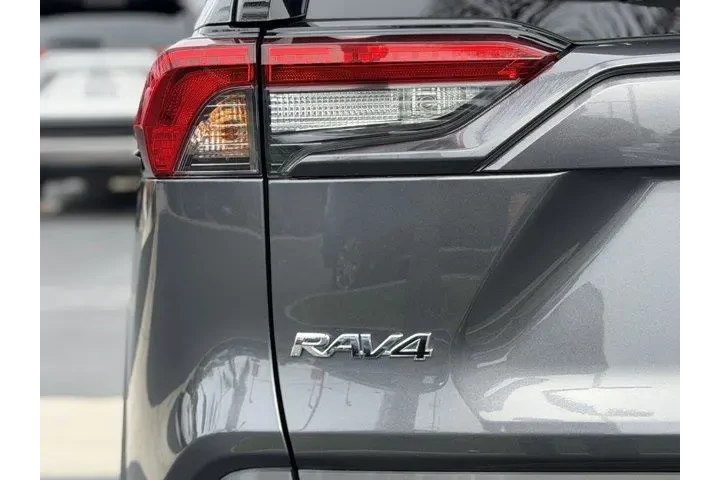 $25789 : Toyota RAV4 Hybrid 2019 AWD image 9