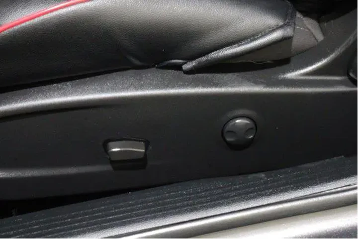 $33998 : Dodge Challenger 2022 AWD GT image 4