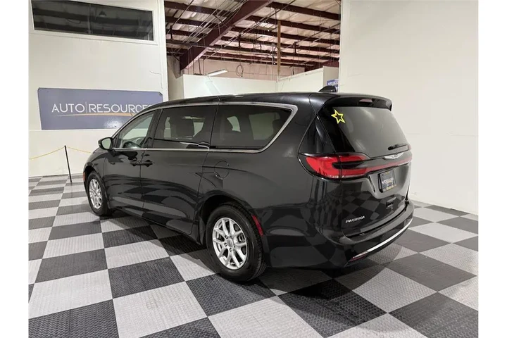 $21799 : Pacifica 2023 image 5