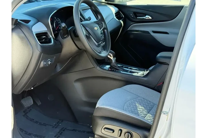 $18289 : Chevrolet Equinox 2023 LS 4d image 7