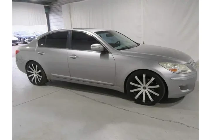 $8950 : Hyundai Genesis 2010 4.6L V8 image 7