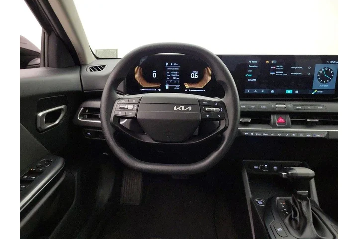 $24998 : Kia K4 2025 LX 4dr Sedan image 10