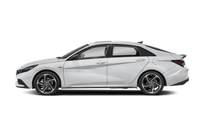 $24964 : Hyundai ELANTRA 2022 N Line image 2