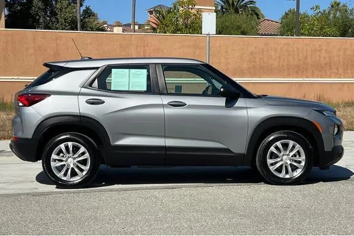 $19611 : Chevrolet Trailblazer 2023 L image 3