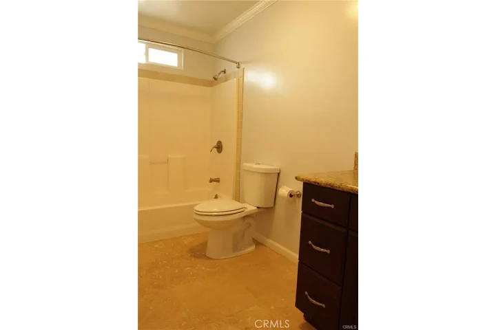 $1100 : Redondo Beach Apartamento 1B1B image 4
