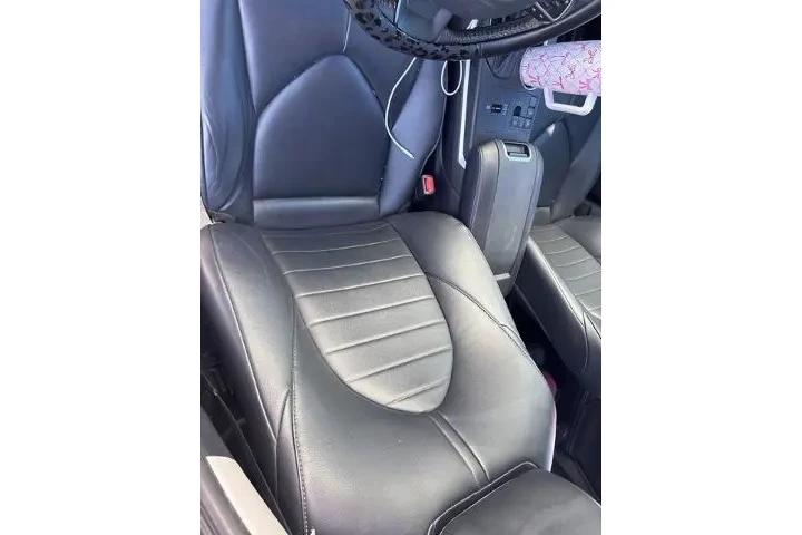 $34231 : Toyota Highlander 2023 L 4dr image 10