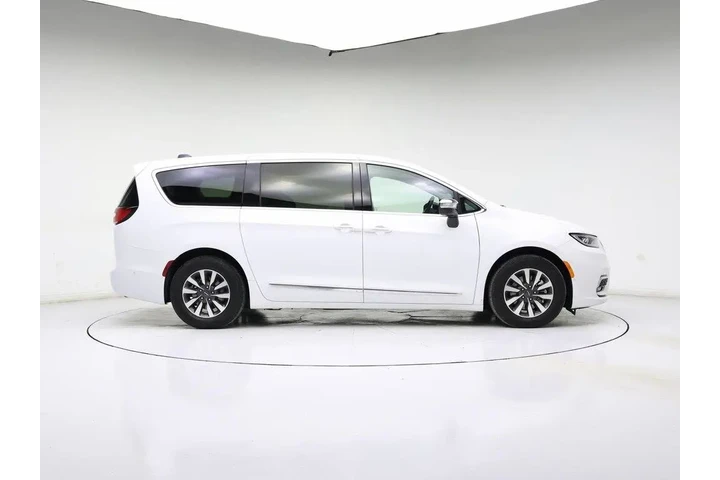 $34998 : Chrysler Pacifica Plug-In Hy image 7