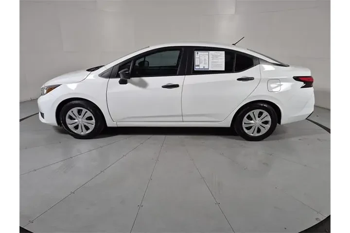 $16874 : Nissan Versa 2023 S 4dr Seda image 2