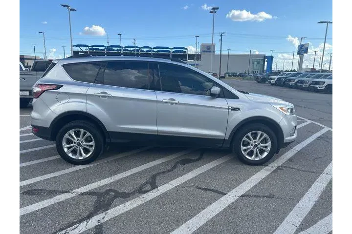 $12250 : Ford Escape 2018 AWD SEL 4dr image 4