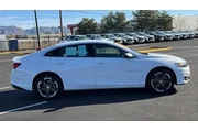 $20984 : Chevrolet Malibu 2024 LT 4dr thumbnail