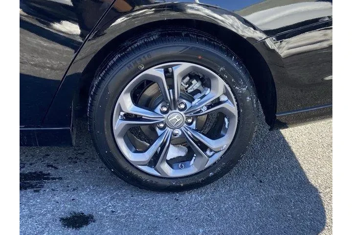 $27487 : Honda Accord Hybrid 2025 EX- image 7