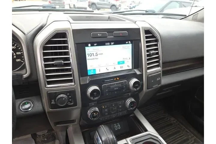 $21989 : Ford F-150 2016 4x4 King Ran image 10