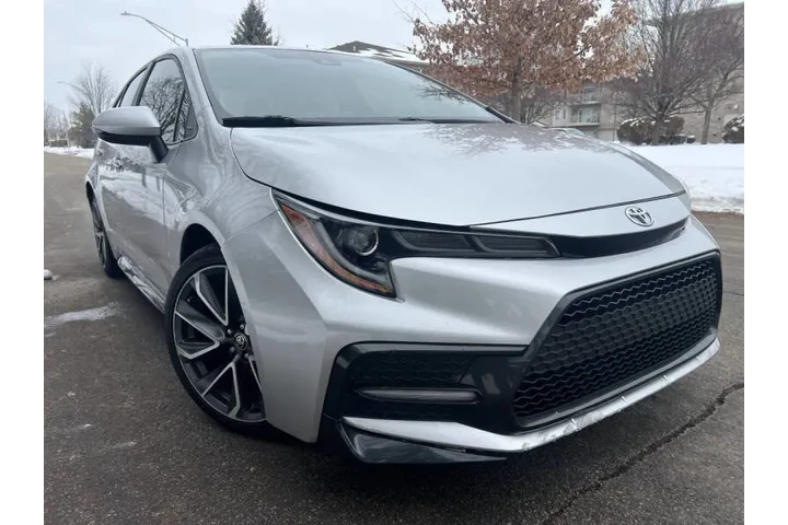 $19999 : 2021 Corolla SE image 1