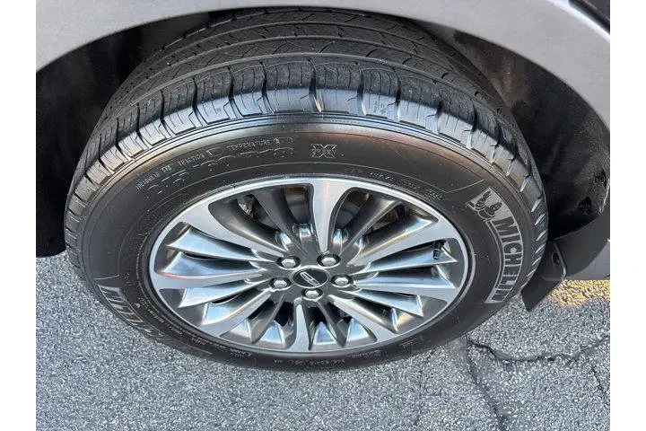 $31985 : Lincoln Nautilus 2023 Standa image 10