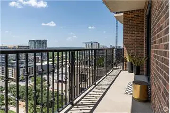 $5682 : Rental property with 3 bedro image 10