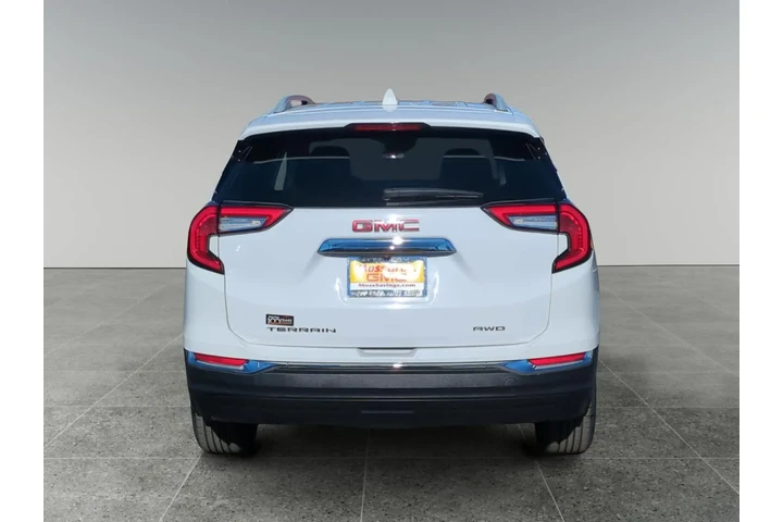 $19500 : GMC Terrain 2024 AWD SLT 4dr image 4