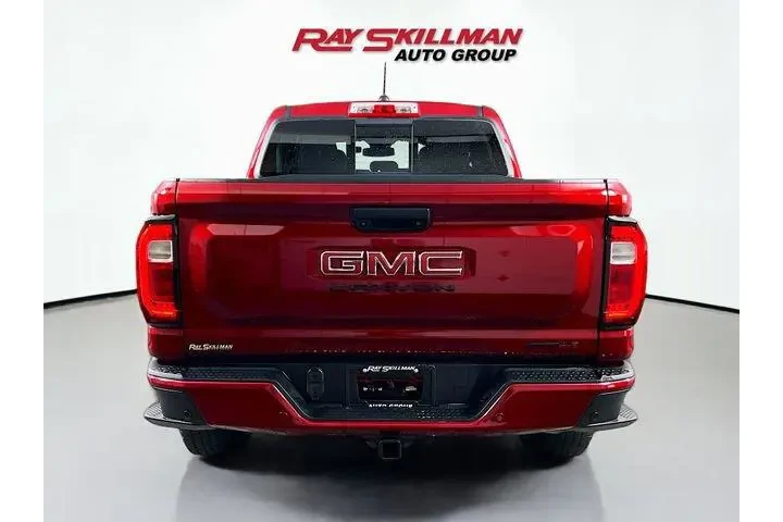 $39975 : GMC Canyon 2023 4x4 AT4 4dr image 6