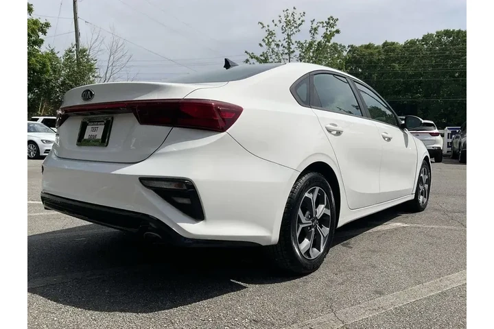 $9985 : Kia Forte 2019 LXS 4dr Sedan image 5