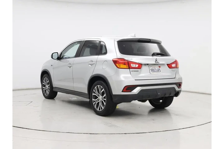 $15998 : Mitsubishi Outlander Sport 2 image 2