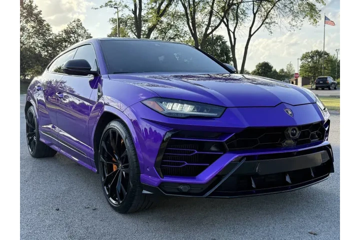 $239991 : 2022 Urus image 2