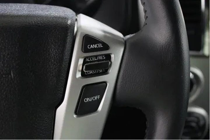 $27951 : Nissan Titan XD 2018 4x4 SL image 10