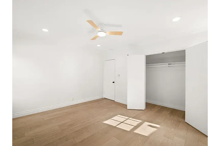 $1000 : This home boasts two spacious image 1