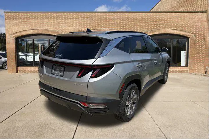 $23250 : Hyundai TUCSON Hybrid 2022 A image 3