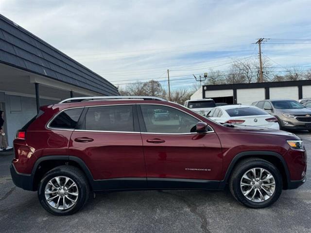 $18900 : 2019 Cherokee Latitude Plus image 7