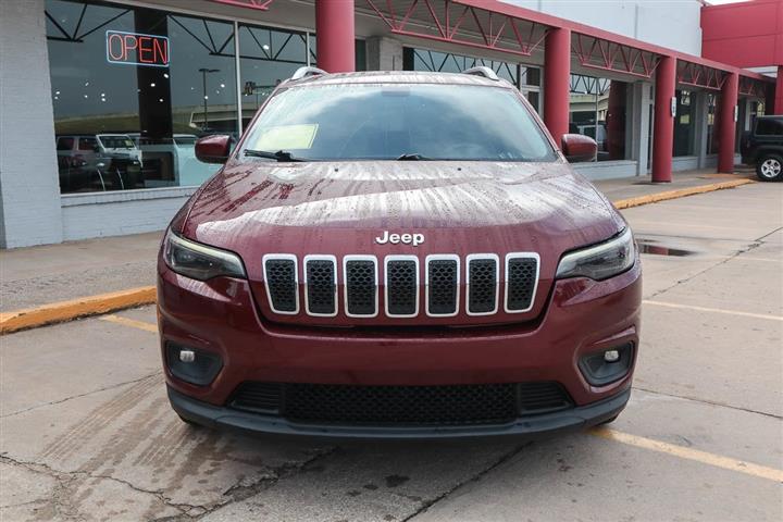 $15979 : 2019 Cherokee Latitude image 3