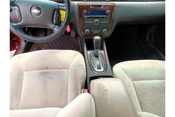 $3000 : 2013 Impala LT FLEET image 8