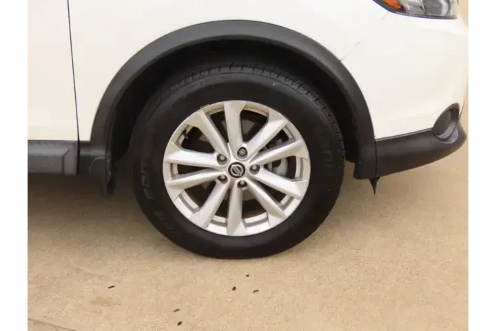 $14911 : Nissan Rogue Sport 2019 S 4d image 7