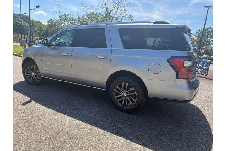 $28039 : Ford Expedition MAX 2020 4x4 image 6