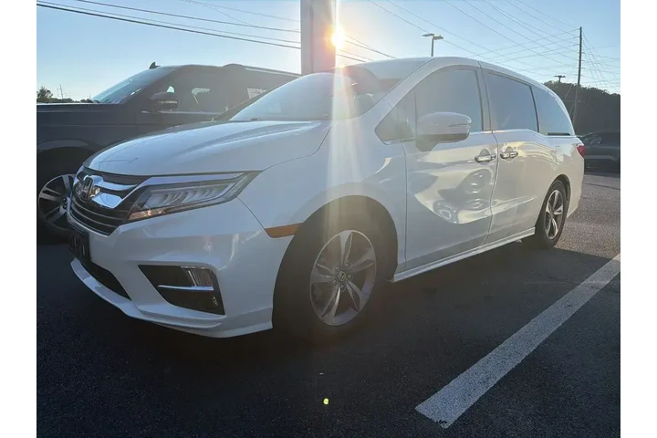 $22135 : Honda Odyssey 2018 Touring 4 image 1