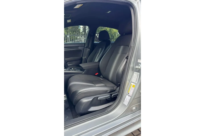 $17999 : 🚘*Honda Civic Sport 2025* image 5