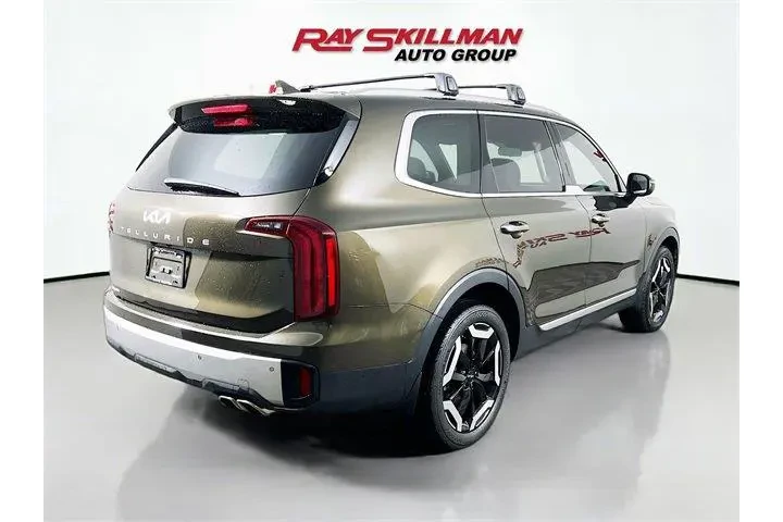 $32988 : Kia Telluride 2024 S 4dr SUV image 6