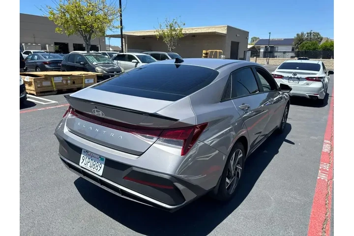 $21995 : Hyundai ELANTRA 2025 SEL Spo image 3