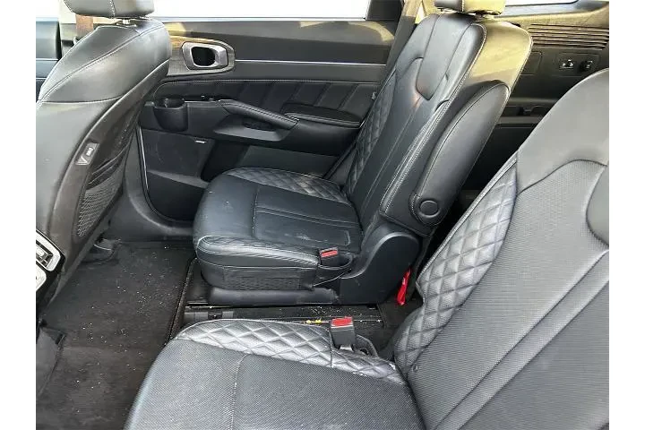 $25997 : Kia Sorento 2021 AWD SX Pres image 8