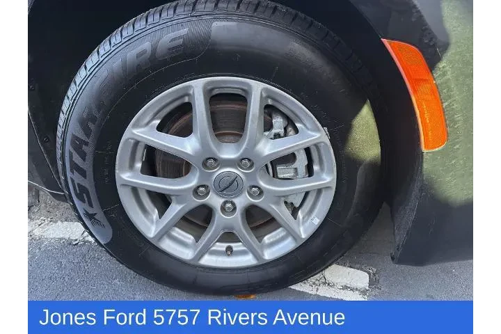 $21865 : Chrysler Voyager 2023 LX 4dr image 3