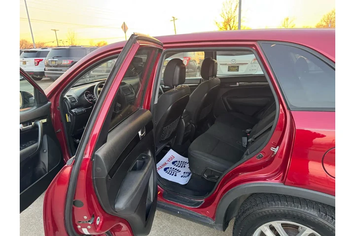 $6999 : 2014 Sorento LX 2WD image 8