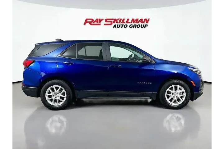 $21975 : Chevrolet Equinox 2022 LS 4d image 6