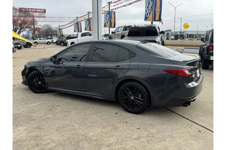 $30941 : Toyota Camry 2025 LE 4dr Sed image 9