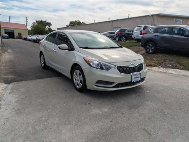 $5990 : 2015 Forte LX image 8