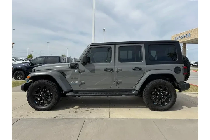 $27998 : Jeep Wrangler 2023 4x4 High image 9