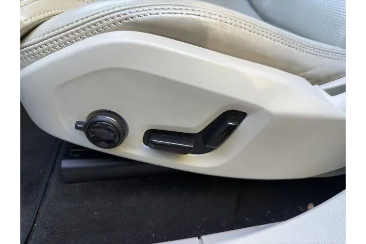 $31416 : Volvo XC90 2020 AWD T6 Inscr image 10