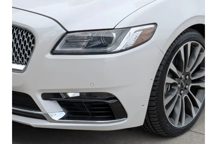 $25987 : Lincoln Continental 2018 Res image 10