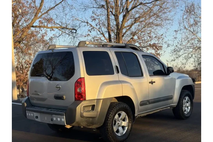 $5999 : 2012 Xterra X image 6