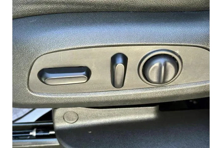 $27349 : Chevrolet Equinox 2024 4x4 R image 10