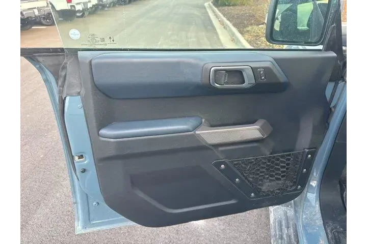 $36500 : Ford Bronco 2021 4x4 Outer B image 8