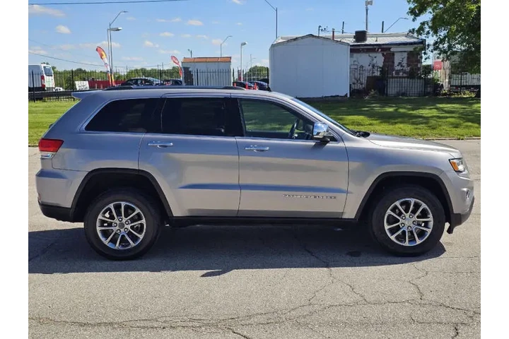 $12000 : 2015 Grand Cherokee Limited image 5